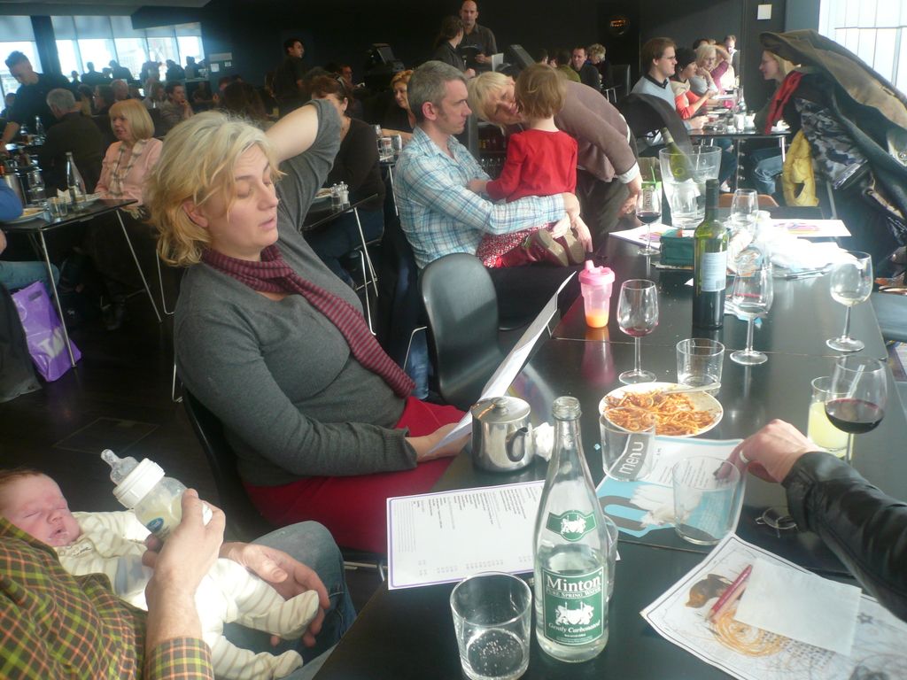 Restaurant goers beware: potential 500 euro fines for dining out