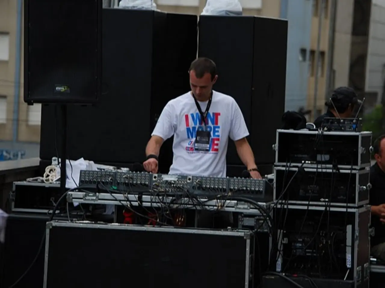 "Take advantage of our Ibiza courses to strengthen your brand with a complimentary media pack!"