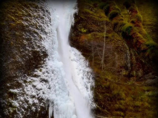 Top Canadian National Parks to Explore in Wintertime