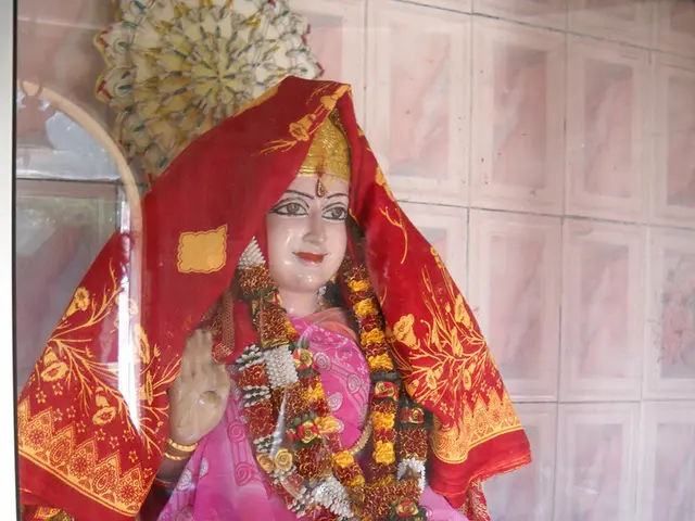 Swift-footed Deity of Speed, Cunning, and Communication in Greek Mythology