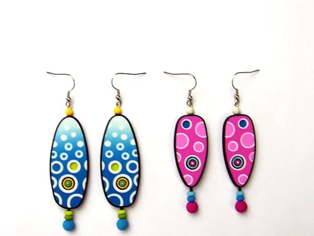 Piercing on Ear's Tragus: Recognizing Signs, Medical Approaches, and Home Solutions