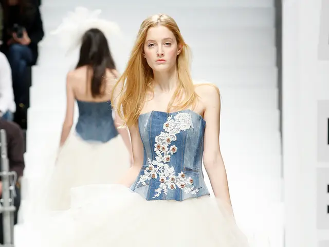 Blending Contemporary Technology and Antiquated Lifestyle Habits