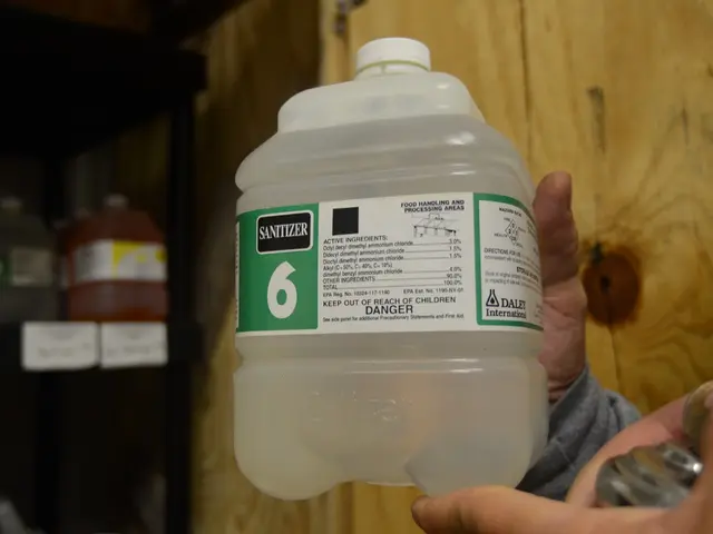 Strategies for Halting the Expansion of Viruses