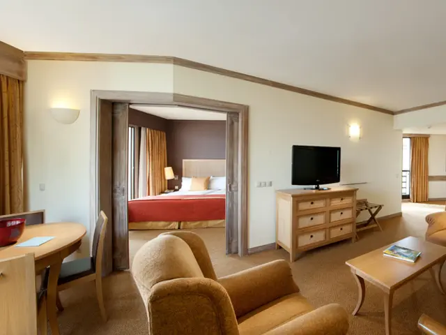 Earn a Living Through House Sitting Services