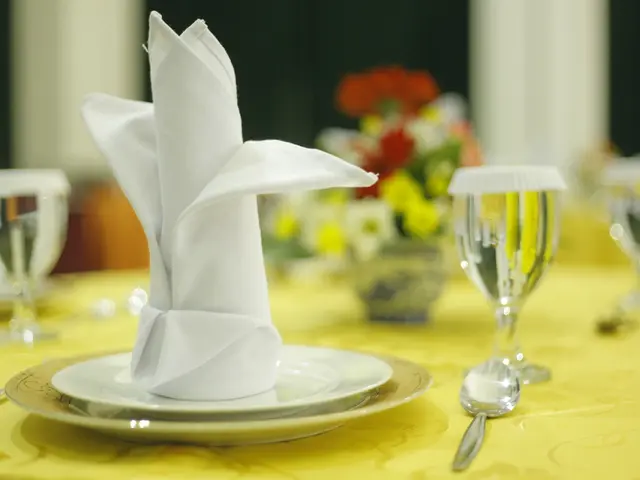 Amidst the concluded dinner and in anticipation of the parade, Canelli marks the festive occasion...